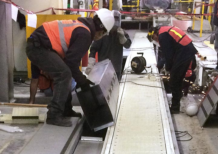 automotive manufacturing conveyor installation